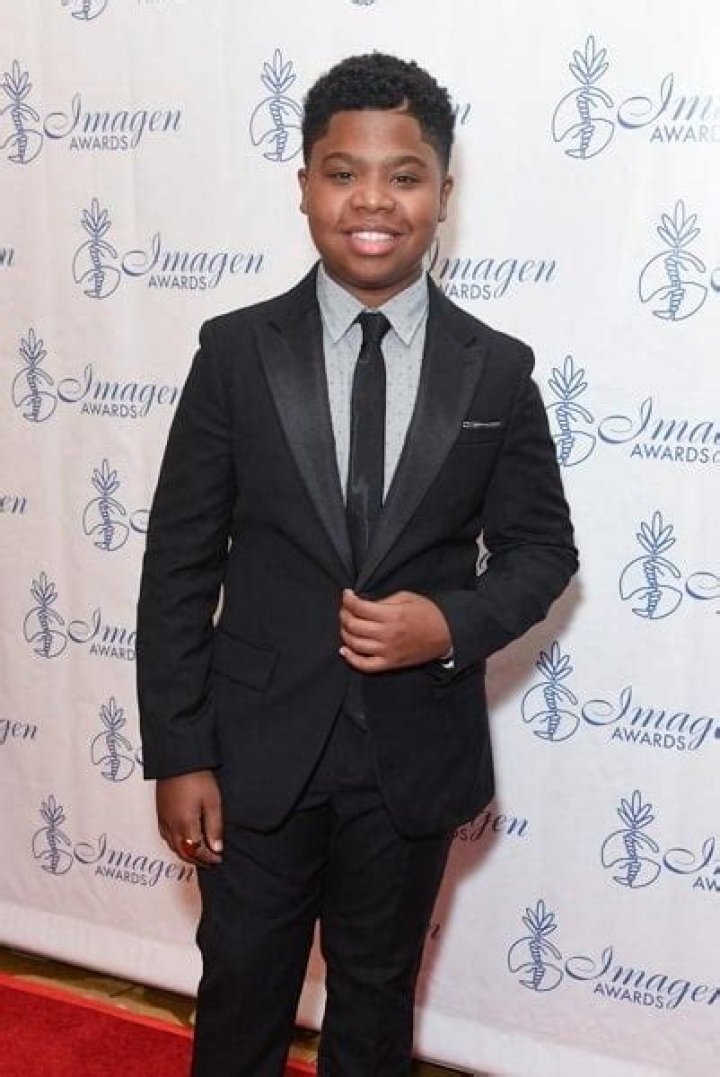 Benjamin Flores Jr. Net Worth |