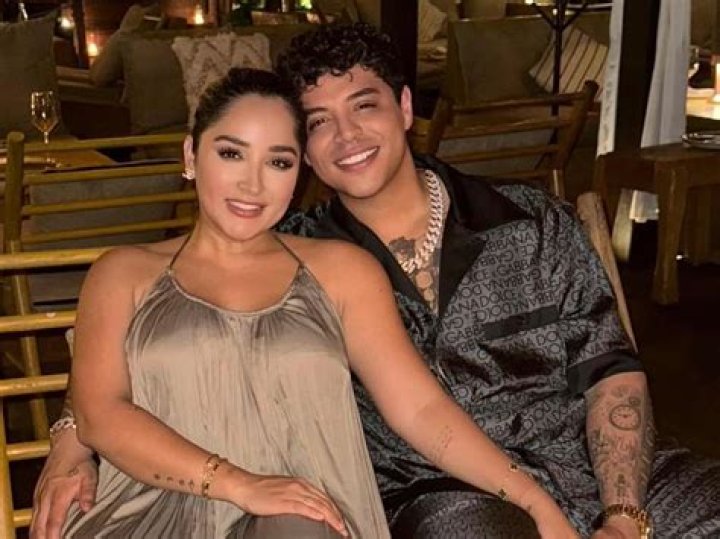 Daisy Anahy, Eduin Caz's Wife