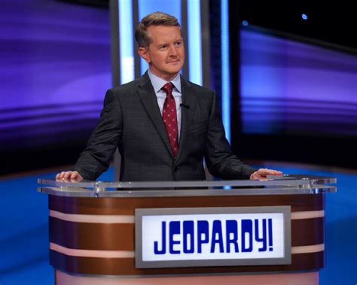 Jeopardy! host Ken Jennings loses his composure after a contestant gives a hilariously wrong respons