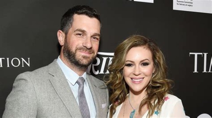 Know the Net Worth of Alyssa Milano's Husband in 2018