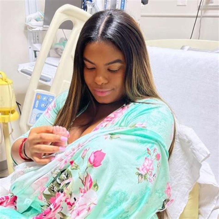 Melissa Vallecilla and Anuel AA Relationship, Couple Allegedly Met In A Talk Show