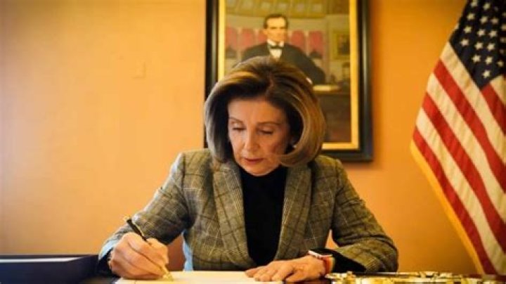 Nancy Pelosi net worth, age, husband, wiki, kids