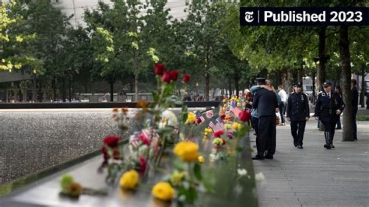Pete Davidsons father died in the 9/11 attacks when he was 7 years old Fri 25 March 2022 18: