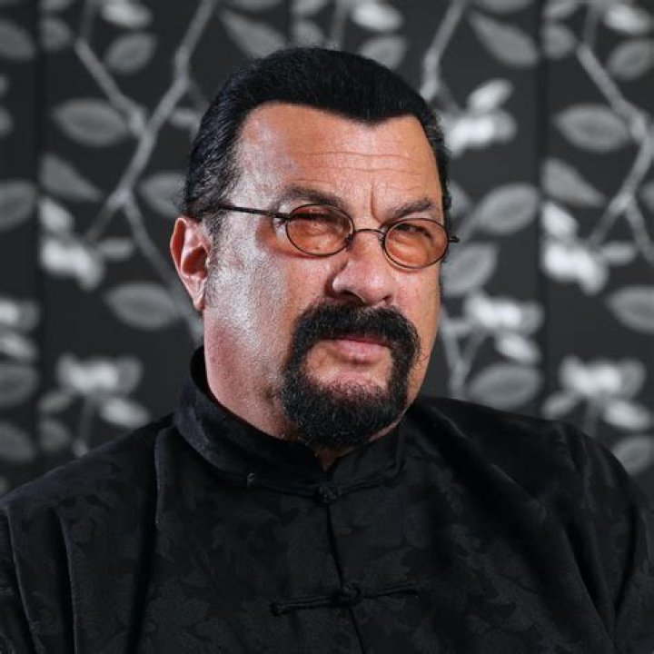 Steven Seagal Biography, Life, Interesting Facts |
