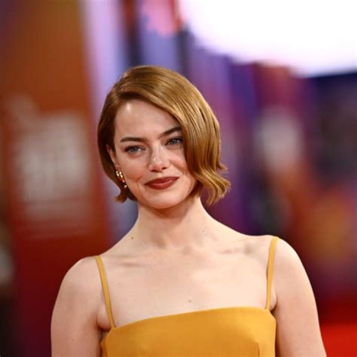 Unveiling The Timeless Allure Of The "Emma Stone Haircut": Discoveries And Insights