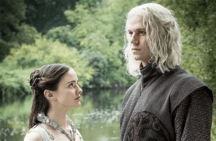 Who Is Jon Snow's Father on Game of Thrones? Allow Us to Explain. ·